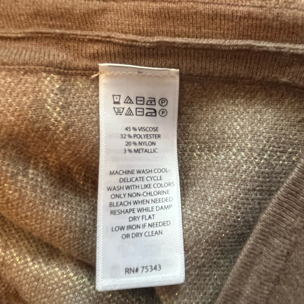 Tahari Zip Up Windowpane Cape Coat. Tan w/ gold hardware, Sz L / XL - Picture 10 of 10